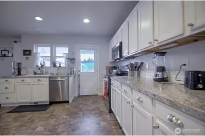 4136 Ingleside Loop SE, Lacey, WA 98503 - Photo 11