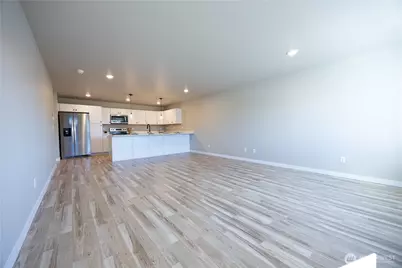 1116 Sumas Avenue #1, Sumas, WA 98295 - Photo 5