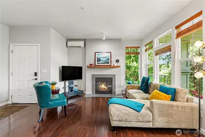 2160 Newport Way NW #6-1, Issaquah, WA 98027 - Photo 3