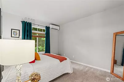 2160 Newport Way NW #6-1, Issaquah, WA 98027 - Photo 19