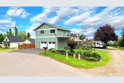2417 Cedar Street E, Port Orchard, WA 98366 - Photo 3