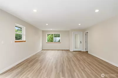 2417 Cedar Street E, Port Orchard, WA 98366 - Photo 33