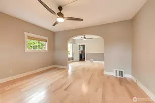 654 W Main St, Monroe, WA 98272 - Photo 7