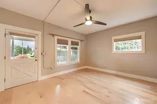 654 W Main St, Monroe, WA 98272 - Photo 9