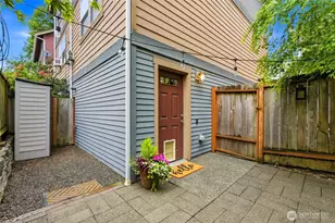 725 N 95th St, Seattle, WA 98103 - Photo 23