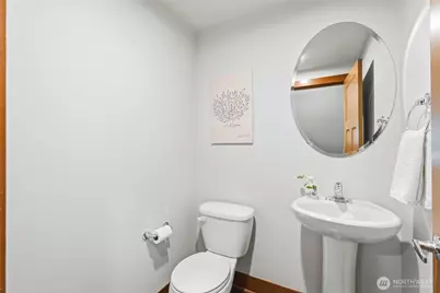 725 N 95th Street #B, Seattle, WA 98103 - Photo 13