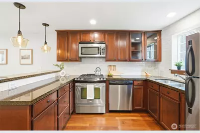 725 N 95th Street #B, Seattle, WA 98103 - Photo 5