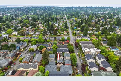 725 N 95th Street #B, Seattle, WA 98103 - Photo 25