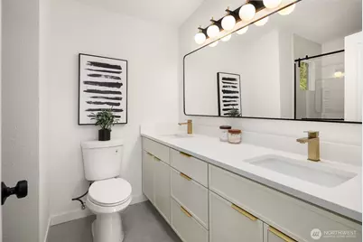 14214 Westwood Place NE, Seattle, WA 98125 - Photo 19