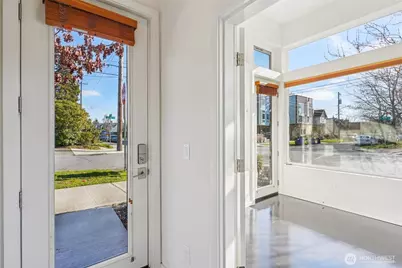 8501 14th Avenue NW, Seattle, WA 98117 - Photo 17