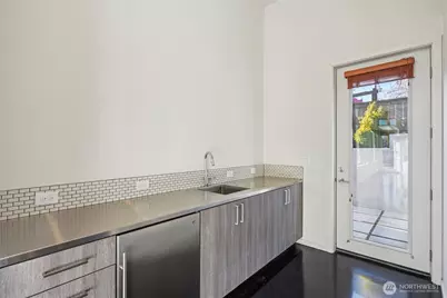 8501 14th Avenue NW, Seattle, WA 98117 - Photo 13