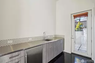 8501 14th Ave NW, Seattle, WA 98117 - Photo 13