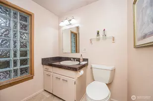 18816 51st St E, Lake Tapps, WA 98391 - Photo 13