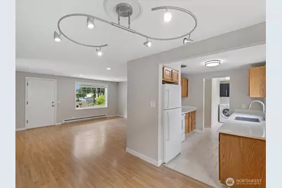 7631 201st Street SW, Edmonds, WA 98206 - Photo 11