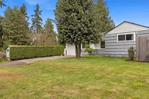 7631 201st St SW, Edmonds, WA 98206 - Photo 3