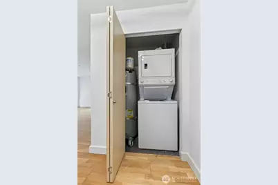 1620 Belmont Avenue #121, Seattle, WA 98122 - Photo 31