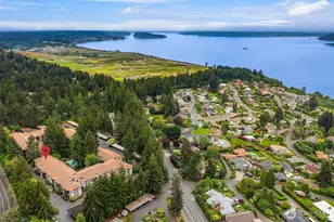 4501 Grandview Dr W, University Place, WA 98466 - Photo 3