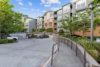 16275 NE 85th Street #414, Redmond, WA 98052 - Photo 3