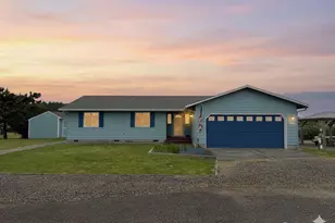 706 343rd Pl, Ocean Park, WA 98640 - Photo 3