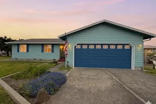 706 343rd Pl, Ocean Park, WA 98640 - Photo 1