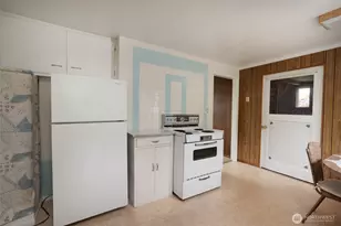 3183 Hawks Prairie Rd, Oak Harbor, WA 98277 - Photo 7