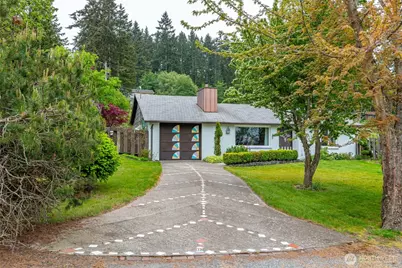 3183 Hawks Prairie Road, Oak Harbor, WA 98277 - Photo 1