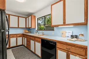13718 27th Ave NE, Seattle, WA 98125 - Photo 7