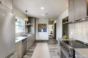 4582 22nd Ave SW, Seattle, WA 98106 - Photo 9