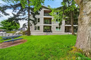 1109 29th St, Anacortes, WA 98221 - Photo 3