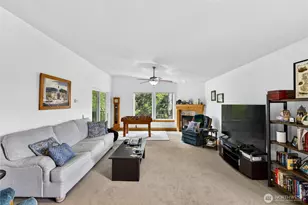 1109 29th St, Anacortes, WA 98221 - Photo 9