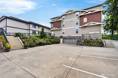 1109 29th Street #301, Anacortes, WA 98221 - Photo 1