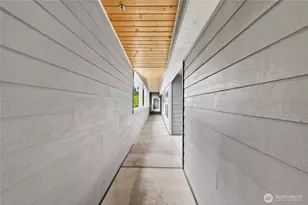 1109 29th St, Anacortes, WA 98221 - Photo 5
