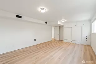 2410 37th Ave SW, Seattle, WA 98126 - Photo 15