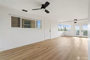 2410 37th Ave SW, Seattle, WA 98126 - Photo 7