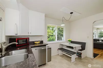 3234 Rocky Point Road NW, Bremerton, WA 98312 - Photo 9