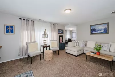 880 Hogan Lane, Bremerton, WA 98311 - Photo 9