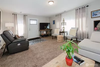 880 Hogan Lane, Bremerton, WA 98311 - Photo 7