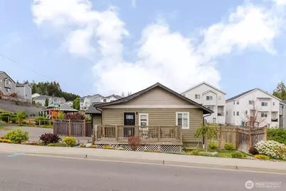 880 Hogan Lane, Bremerton, WA 98311 - Photo 3