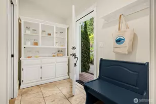 4080 Crystal Springs Dr NE, Bainbridge Island, WA 98110 - Photo 17