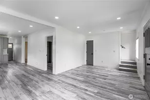 9402 Portland Ave E, Tacoma, WA 98445 - Photo 15