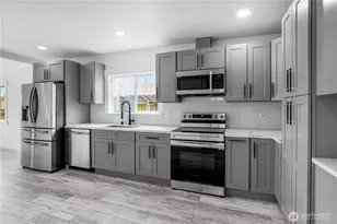 9402 Portland Ave E, Tacoma, WA 98445 - Photo 9