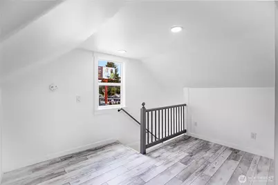 9402 Portland Avenue E, Tacoma, WA 98445 - Photo 21