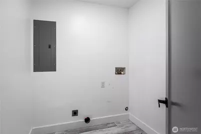 9402 Portland Avenue E, Tacoma, WA 98445 - Photo 39