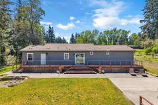 9889 Sportsman Club Rd NE, Bainbridge Island, WA 98110 - Photo 29