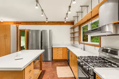 13984 Toad Holler Pl NE, Bainbridge Island, WA 98110 - Photo 15