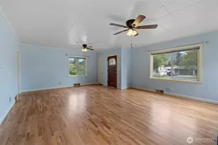 428 Jameson St, Sedro Woolley, WA 98284 - Photo 9