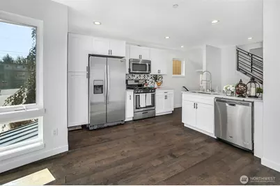 7526 43rd Avenue S, Seattle, WA 98118 - Photo 7