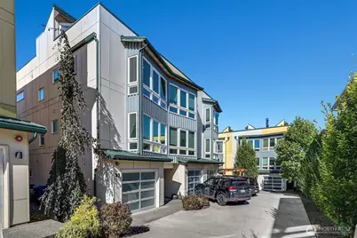 7526 43rd Avenue S, Seattle, WA 98118 - Photo 3