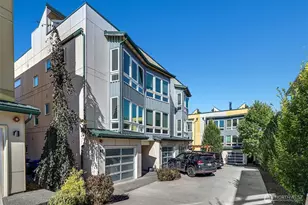 7526 43rd Ave S, Seattle, WA 98118 - Photo 3