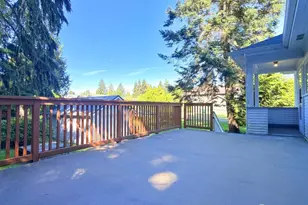 612 S 160th St, Burien, WA 98148 - Photo 15